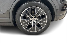 musta Porsche Macan 2025 kuva 9.