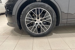 musta Porsche Macan 2025 kuva 10.