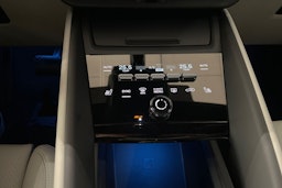 musta Porsche Macan 2025 kuva 13.