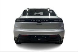 harmaa Porsche Macan 2025 kuva 3.