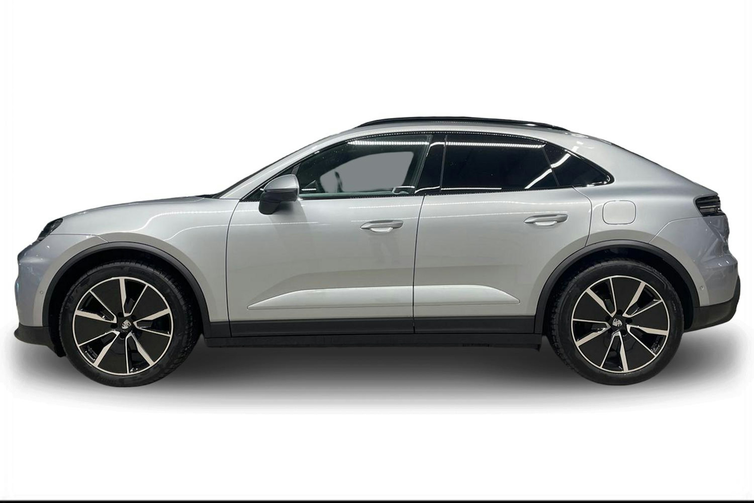 harmaa Porsche Macan 2025 kuva 5.