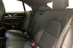 harmaa Porsche Macan 2025 kuva 8.