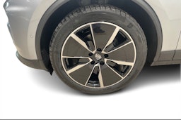 harmaa Porsche Macan 2025 kuva 9.