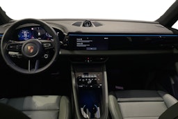 musta Porsche Macan 2025 kuva 7.