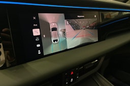 musta Porsche Macan 2025 kuva 12.