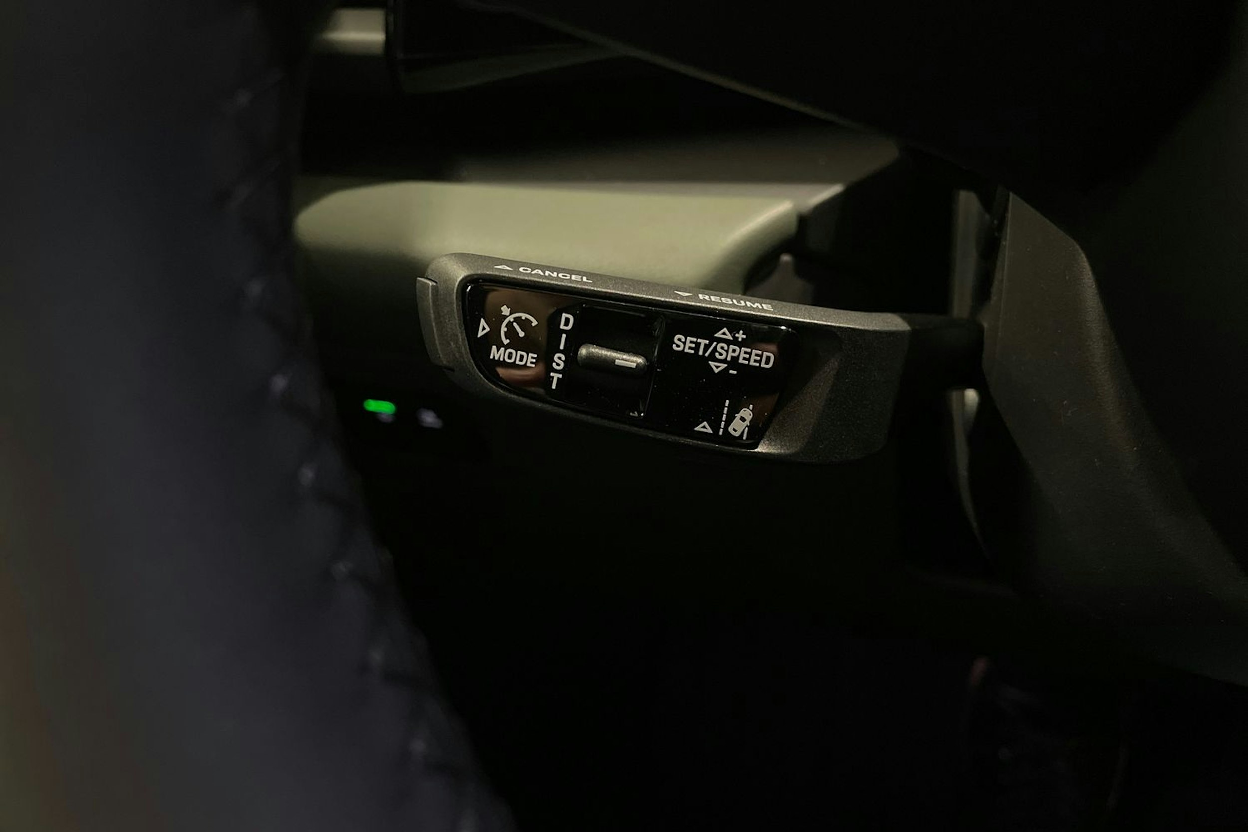 musta Porsche Macan 2025 kuva 13.