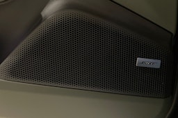 musta Porsche Macan 2025 kuva 18.