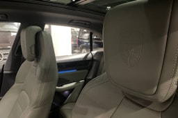 musta Porsche Macan 2025 kuva 24.