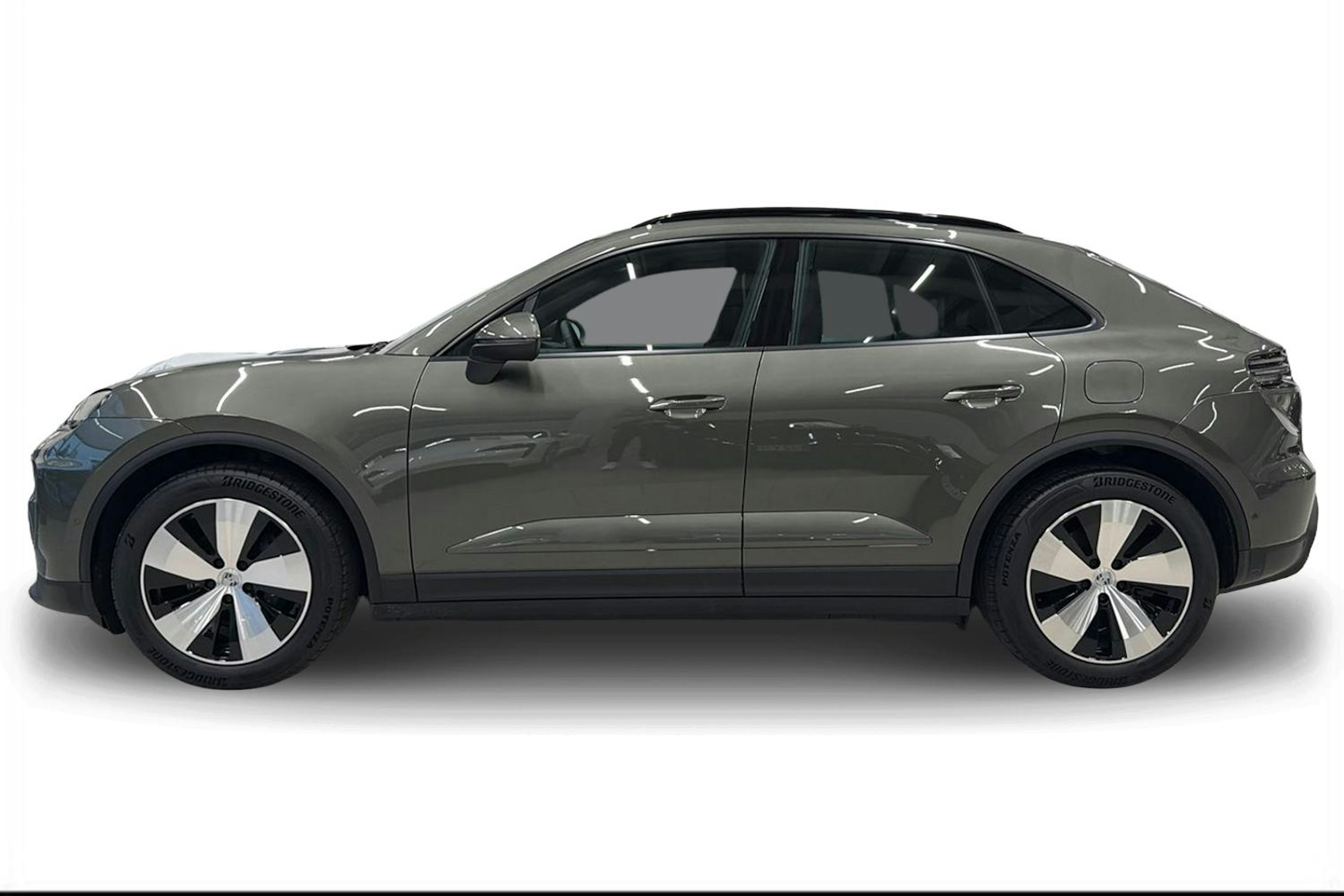 vihreä Porsche Macan 2025 kuva 5.