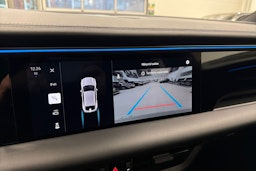 vihreä Porsche Macan 2025 kuva 19.