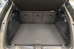 vihreä Porsche Macan 2025 kuva 20.