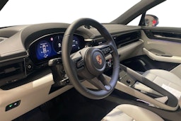 sininen Porsche Macan 2025 kuva 6.