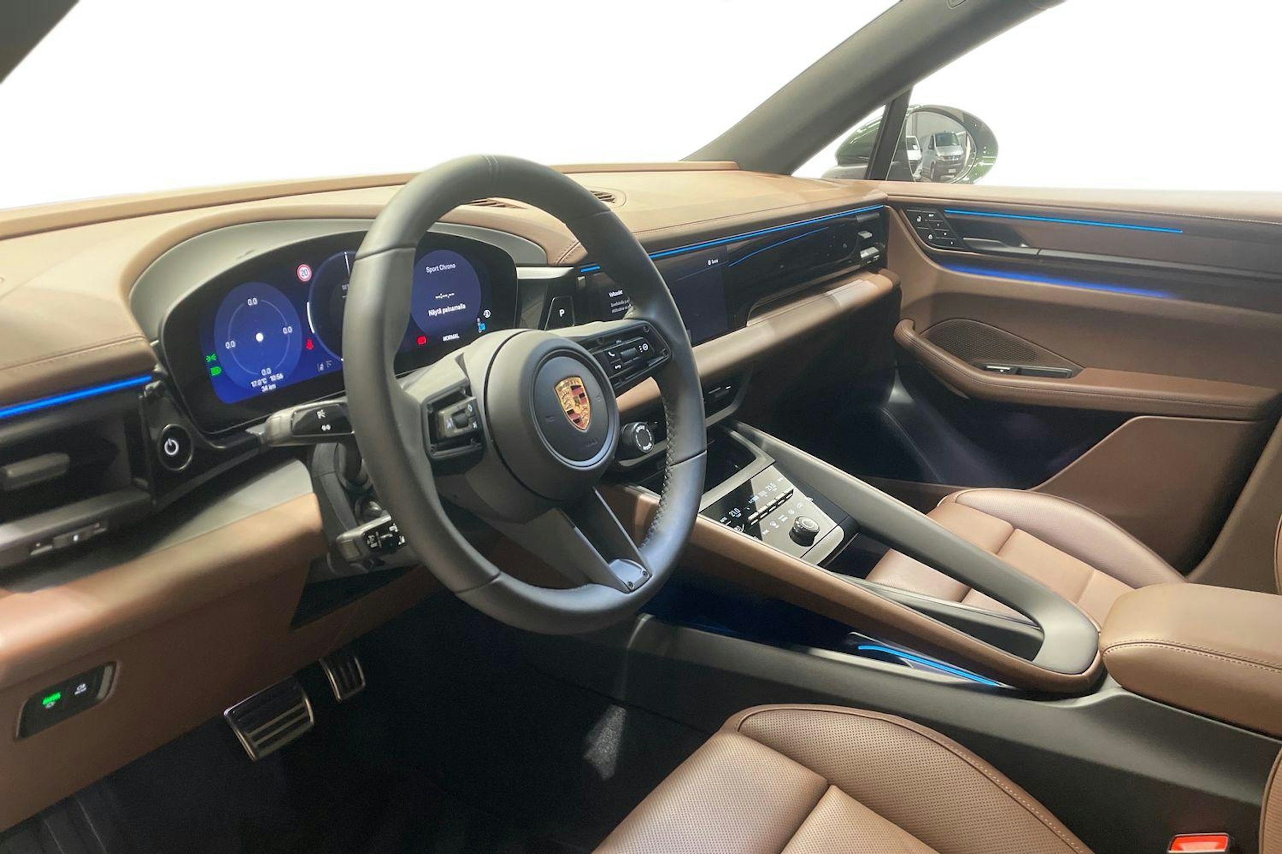 vihreä Porsche Macan 2025 kuva 6.