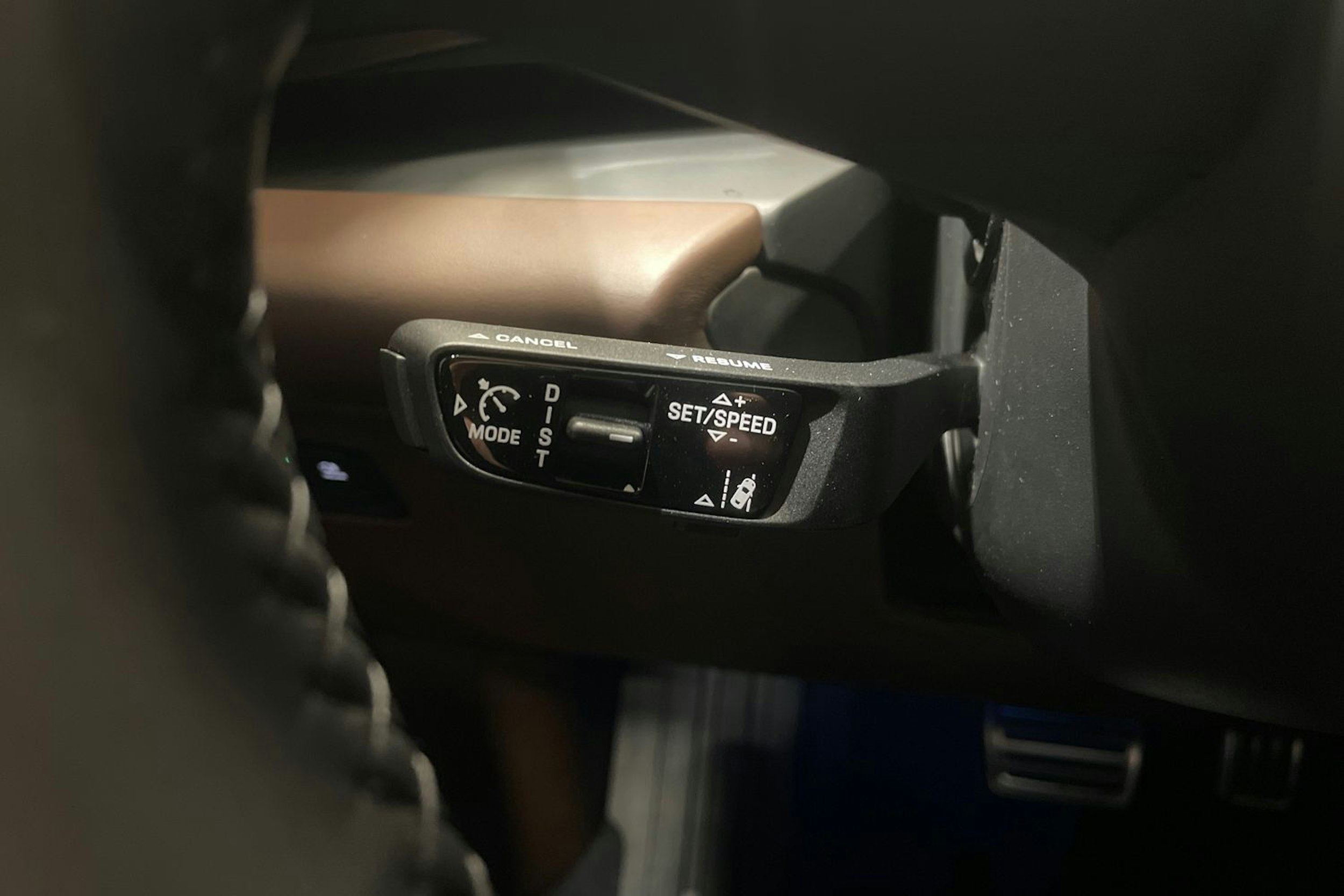 vihreä Porsche Macan 2025 kuva 11.