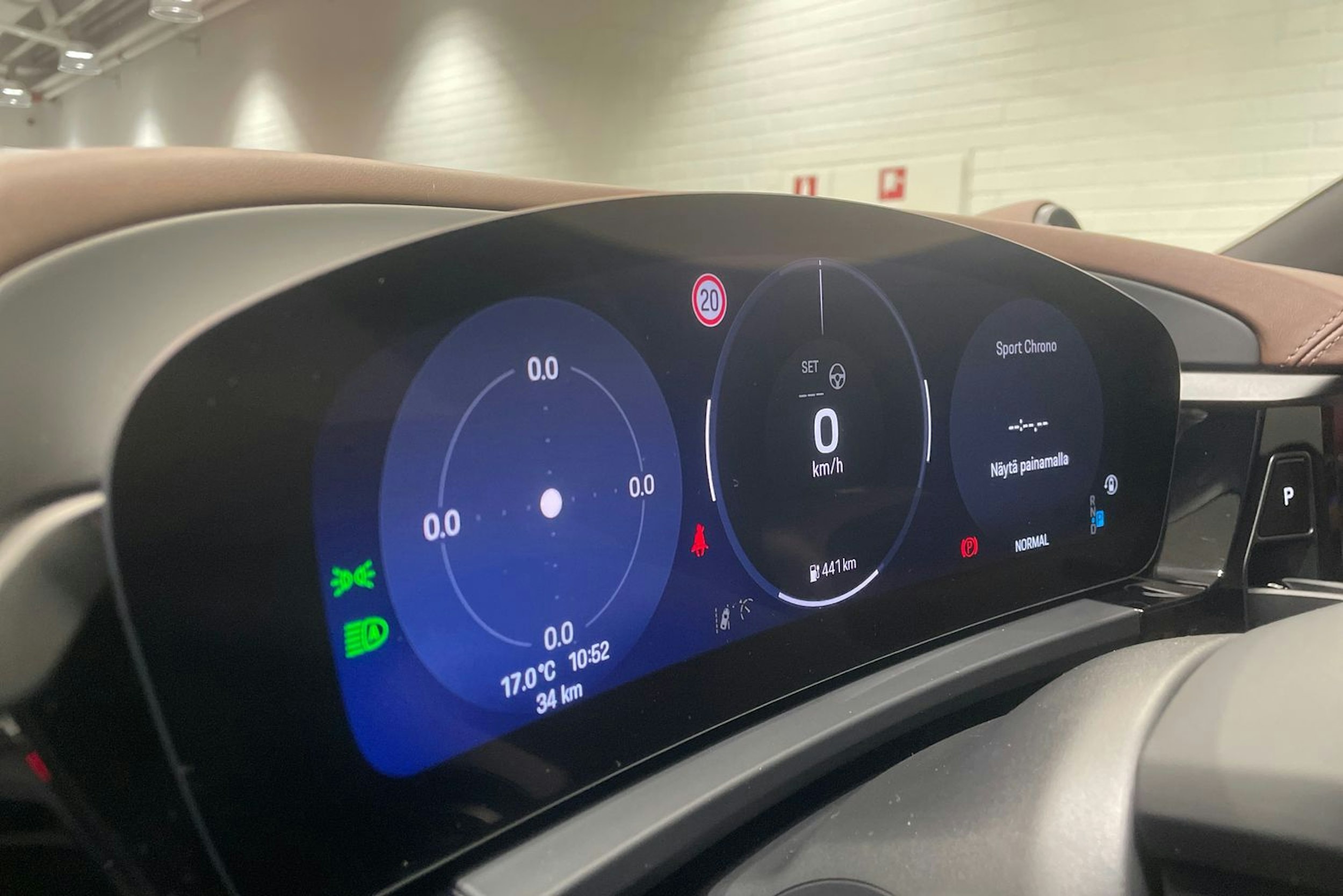 vihreä Porsche Macan 2025 kuva 13.