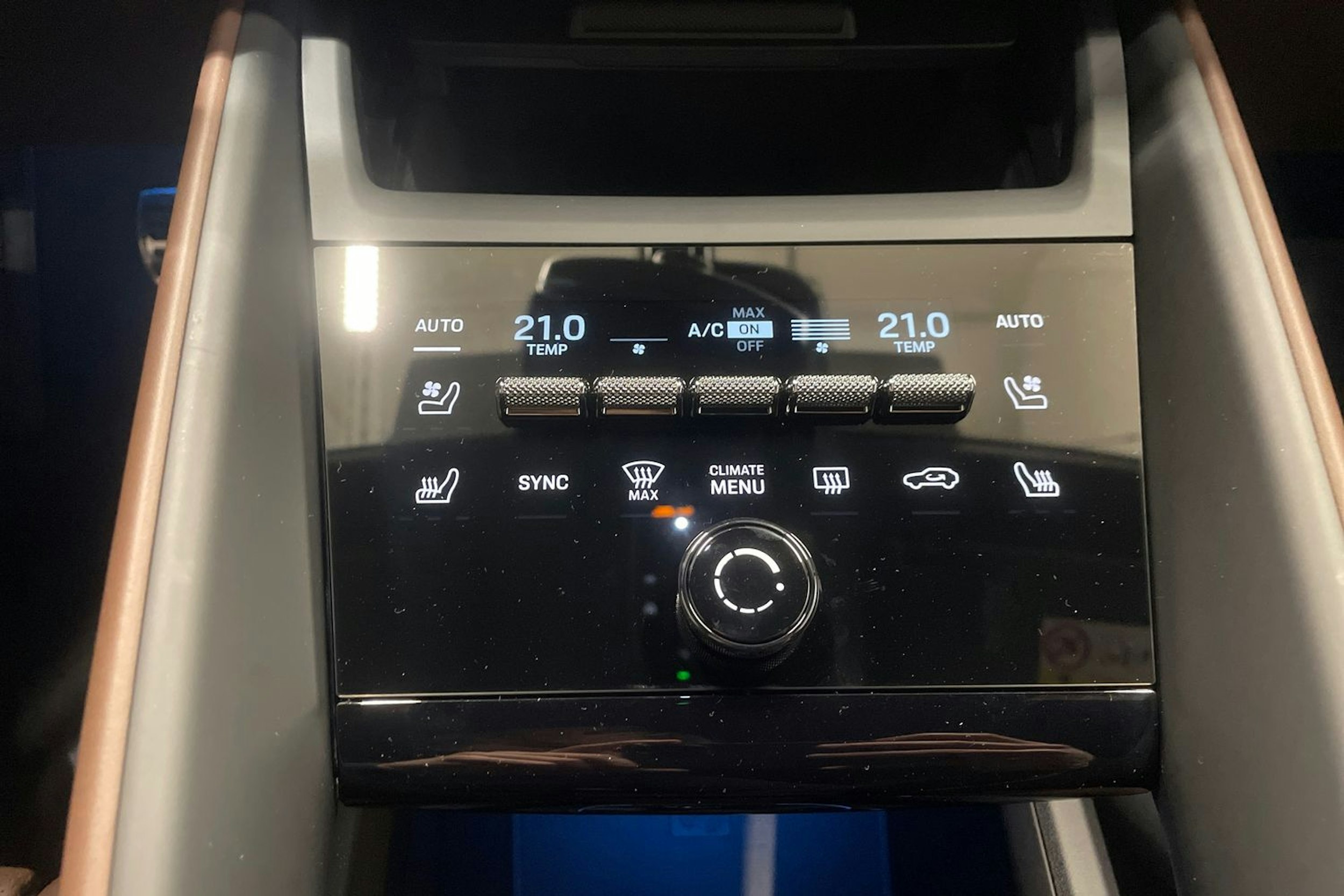 vihreä Porsche Macan 2025 kuva 15.