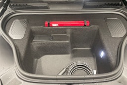 vihreä Porsche Macan 2025 kuva 23.