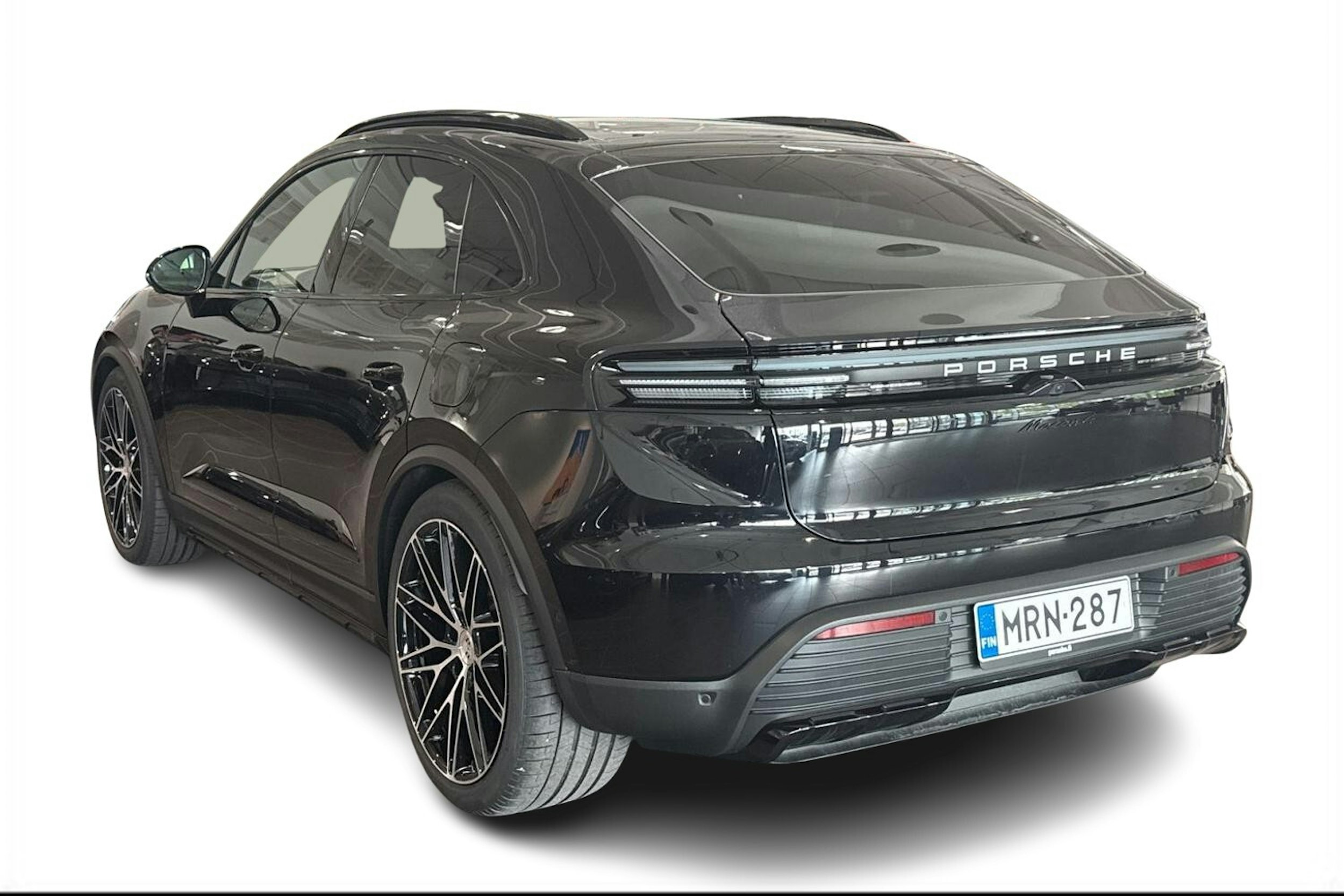 musta Porsche Macan 2025 kuva 2.