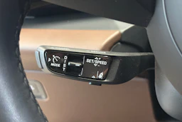 musta Porsche Macan 2025 kuva 18.