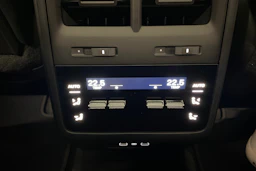 vihreä Porsche Macan 2025 kuva 16.