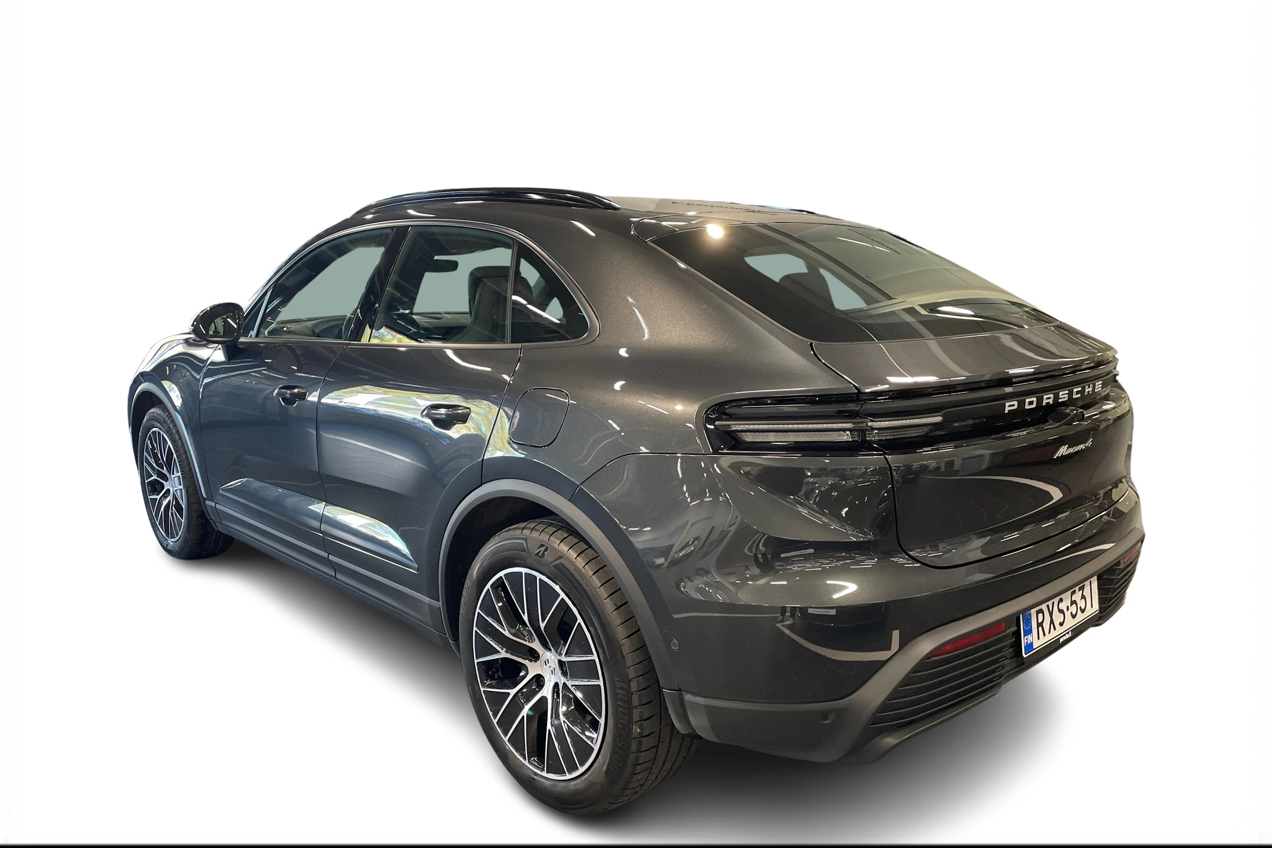 harmaa Porsche Macan 2025 kuva 2.