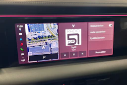 harmaa Porsche Macan 2025 kuva 10.