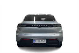Harmaa Porsche Macan 2025 kuva 3.