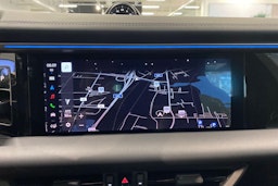 valkoinen Porsche Macan 2025 kuva 15.