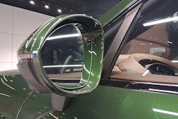 vihreä Porsche Macan 2025 kuva 10.