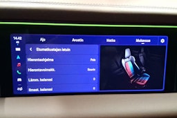 vihreä Porsche Macan 2025 kuva 18.