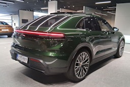 vihreä Porsche Macan 2025 kuva 26.