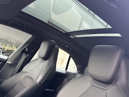 vihreä Porsche Macan 2025 kuva 9.