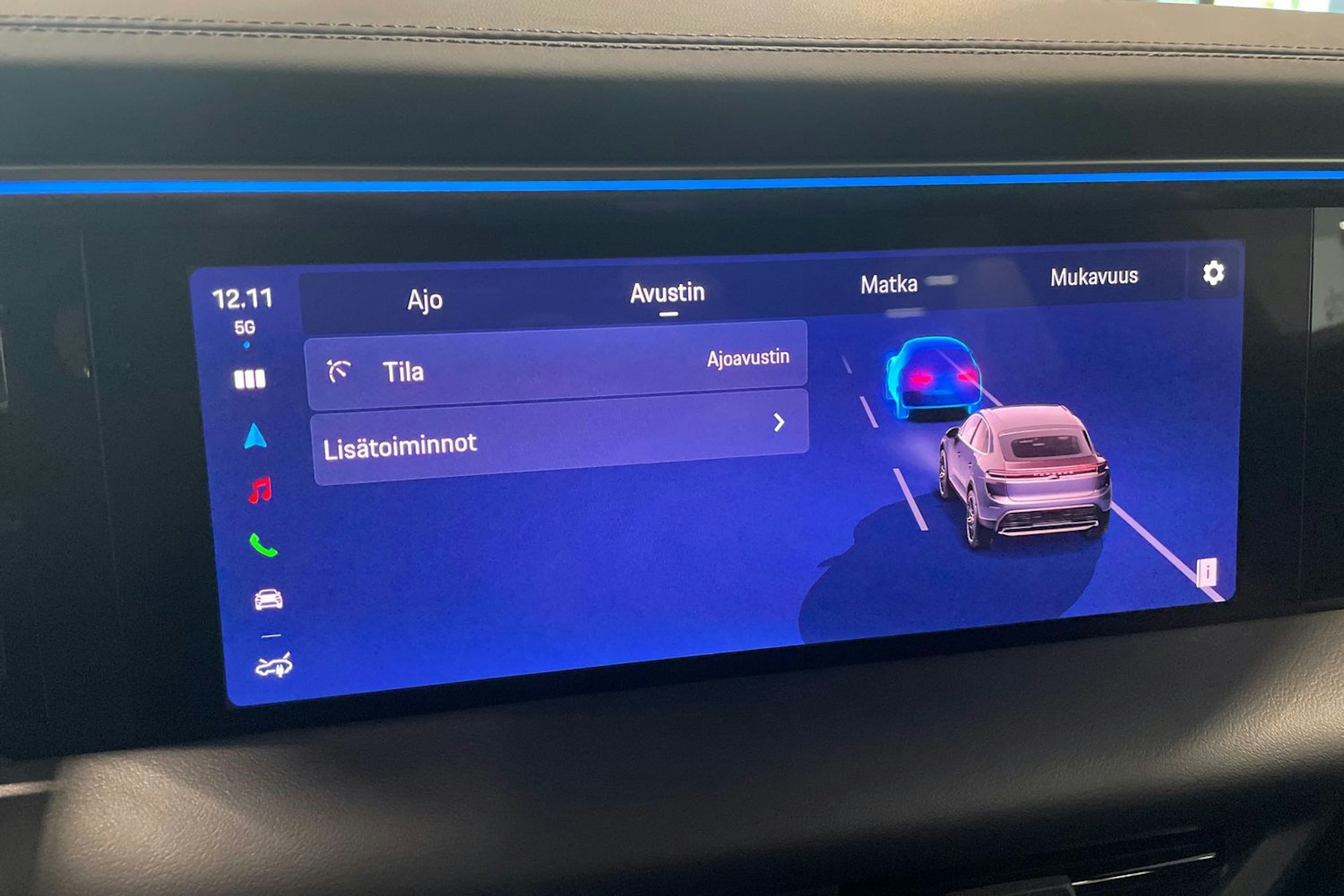 musta Porsche Macan 2025 kuva 14.