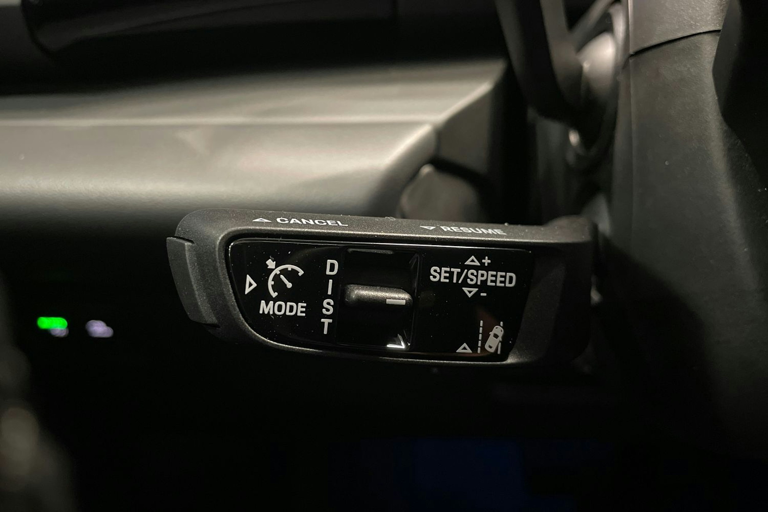 musta Porsche Macan 2025 kuva 17.