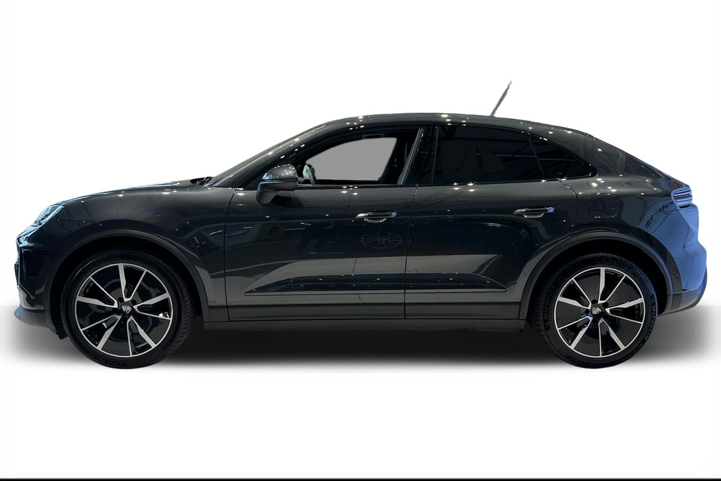 harmaa Porsche Macan 2025 kuva 5.