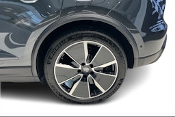 harmaa Porsche Macan 2025 kuva 8.