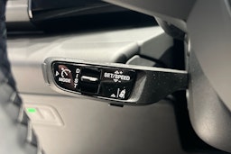 harmaa Porsche Macan 2025 kuva 14.