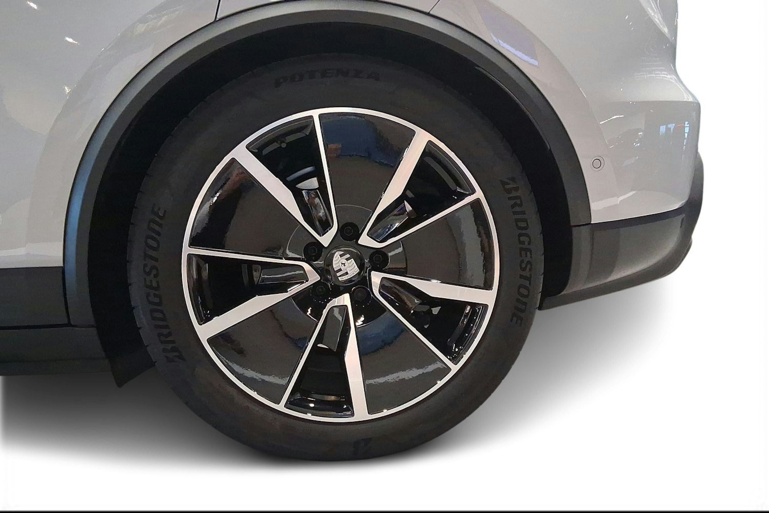 harmaa Porsche Macan 2025 kuva 9.
