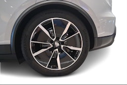 harmaa Porsche Macan 2025 kuva 9.