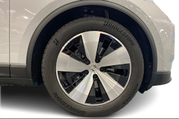 harmaa Porsche Macan 2025 kuva 9.