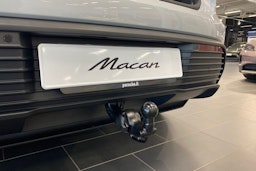 harmaa Porsche Macan 2025 kuva 17.