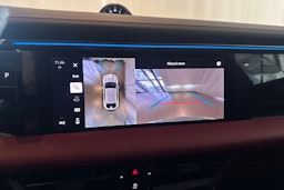 harmaa Porsche Macan 2025 kuva 16.