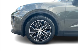 vihreä Porsche Macan 2025 kuva 9.