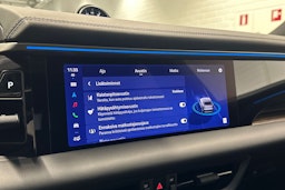 harmaa Porsche Macan 2025 kuva 23.