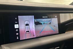 harmaa Porsche Macan 2025 kuva 25.