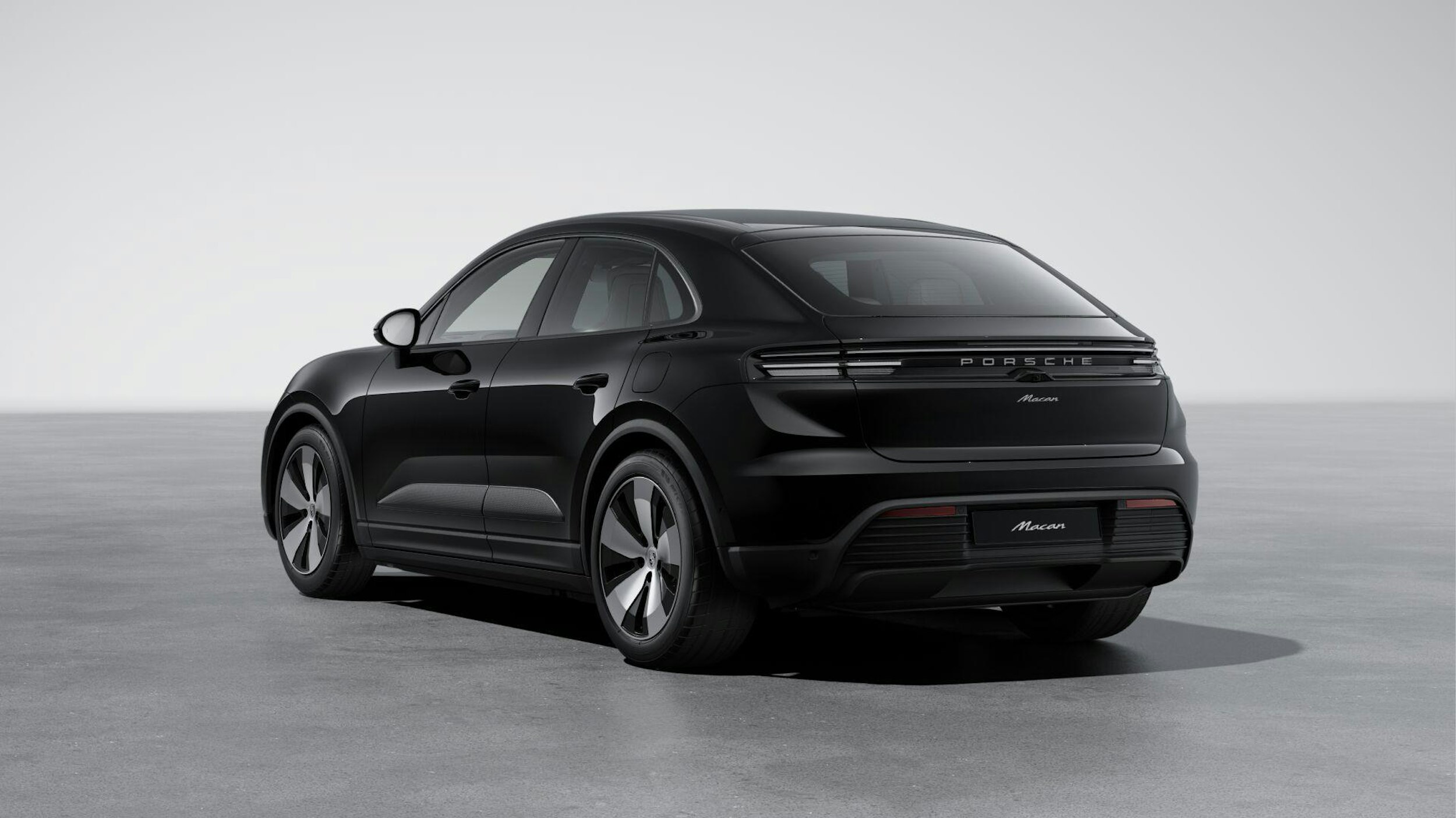 musta Porsche Macan 2025 kuva 2.