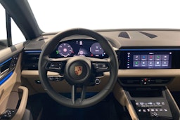 musta Porsche Macan 2025 kuva 7.