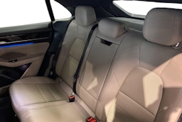 musta Porsche Macan 2025 kuva 8.