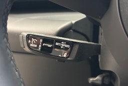 musta Porsche Macan 2025 kuva 18.