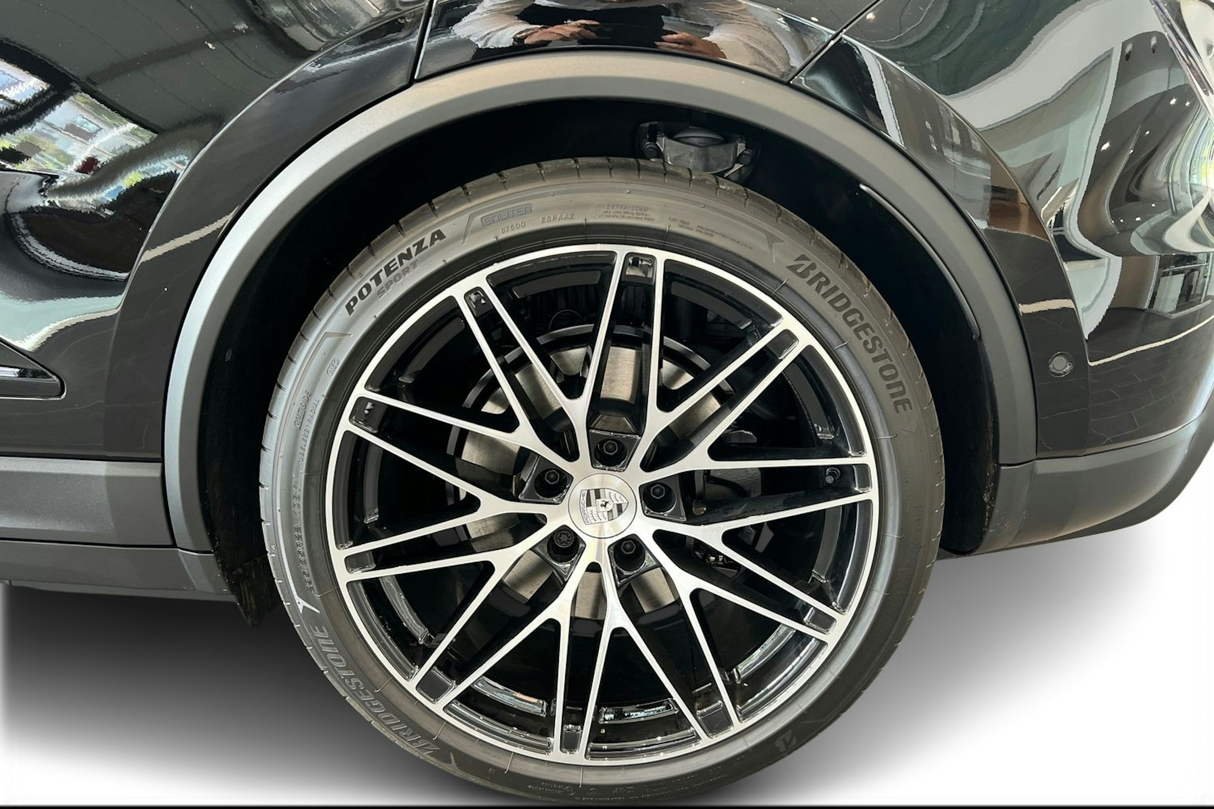 musta Porsche Macan 2025 kuva 9.